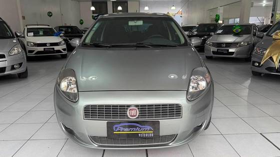 FIAT PUNTO 1.4 ATTRACTIVE 8V FLEX 4P MANUAL FIAT PUNTO 1.4 ATTRACTIVE 8V FLEX 4P MANUAL